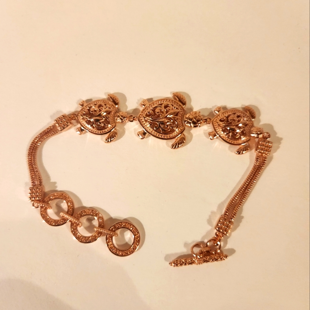 Tortoise Bracelet in 14K Rose Gold Over Copper (7.25 In)